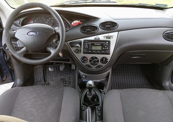 Ford Focus cena 2300 przebieg: 301500, rok produkcji 2003 z Słubice małe 92